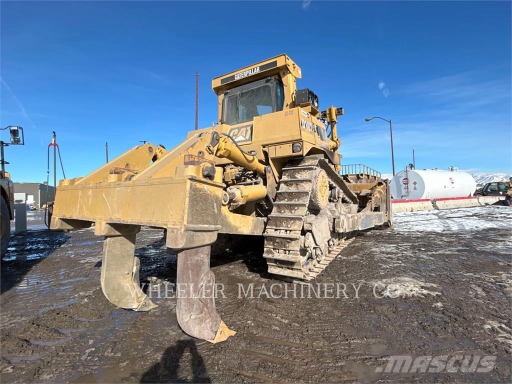 CAT D10T Kāpurķēžu buldozeri