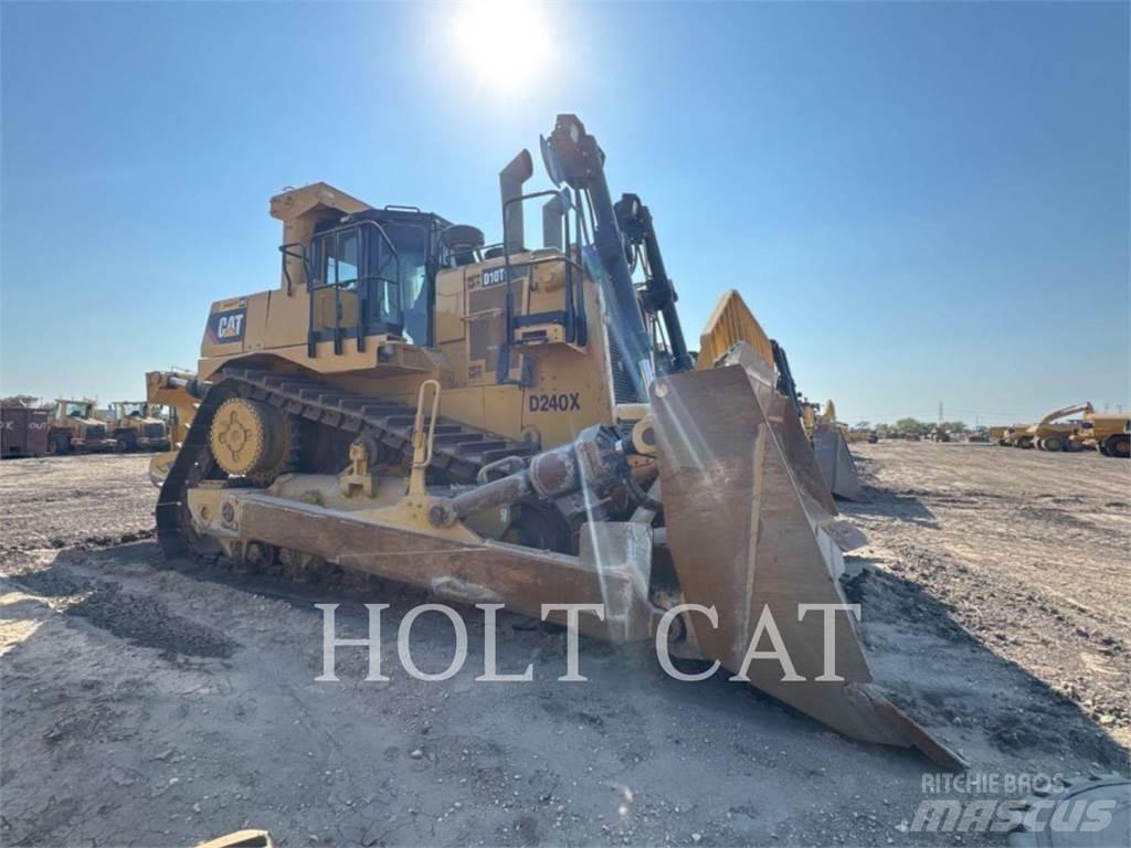 CAT D10T Kāpurķēžu buldozeri