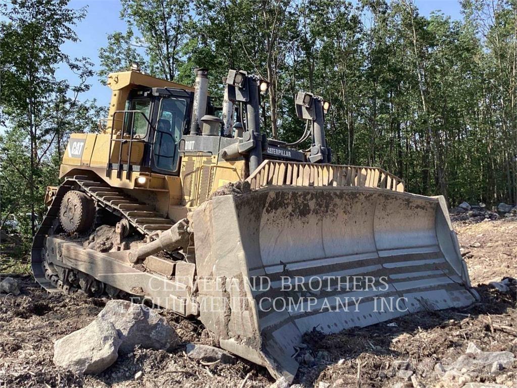 CAT D10T Kāpurķēžu buldozeri