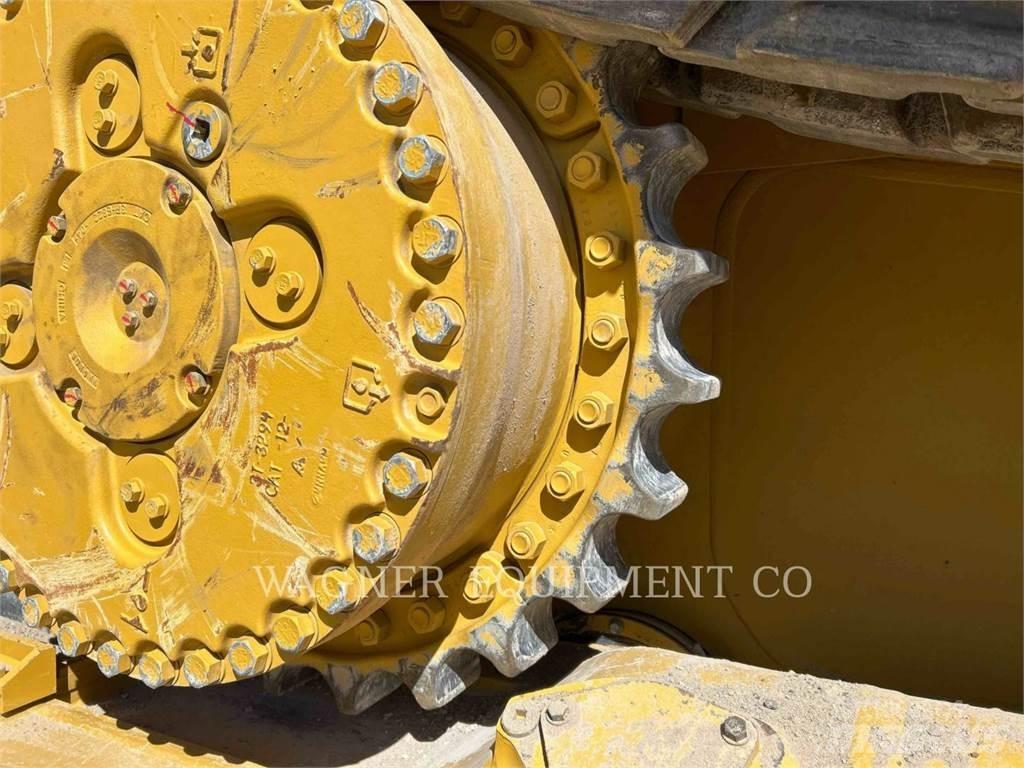 CAT D10T2 Kāpurķēžu buldozeri