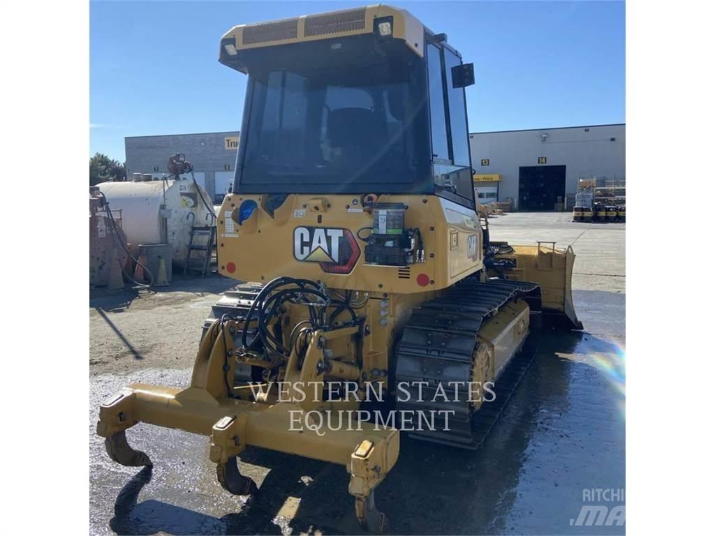 CAT D2 Kāpurķēžu buldozeri
