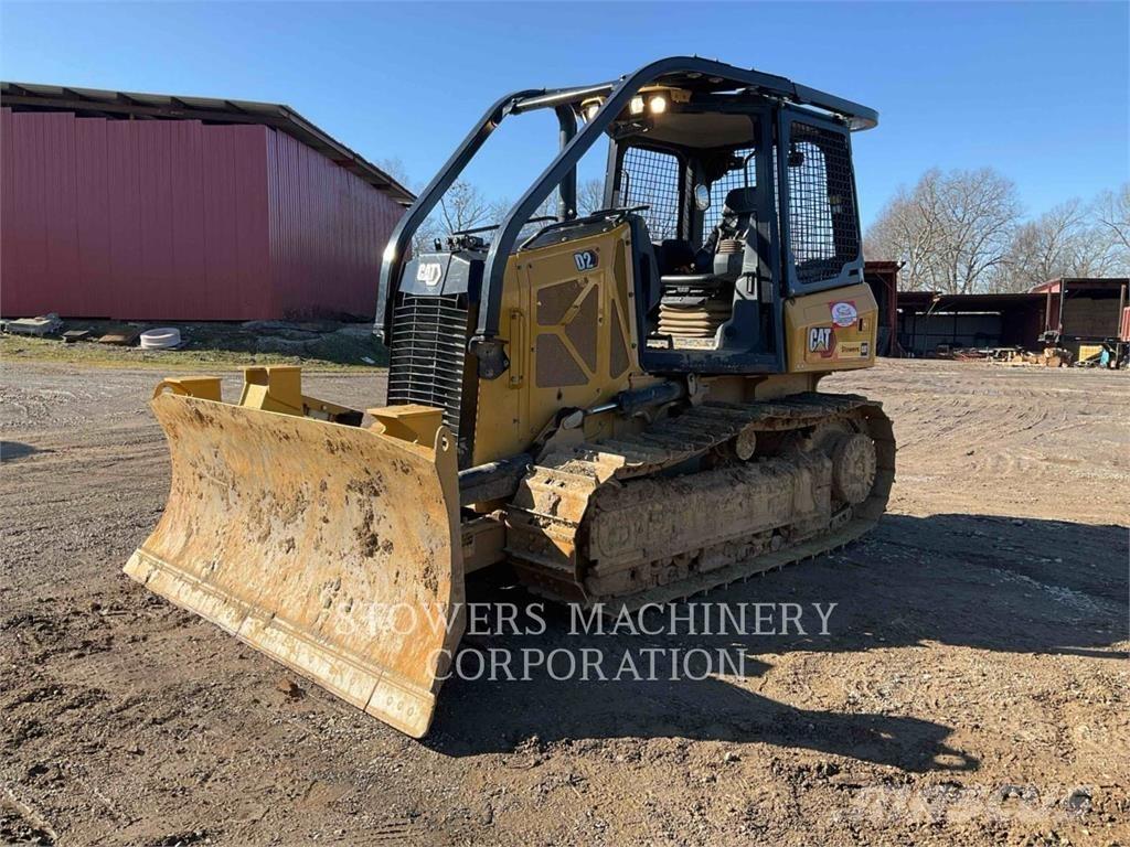 CAT D2 Kāpurķēžu buldozeri