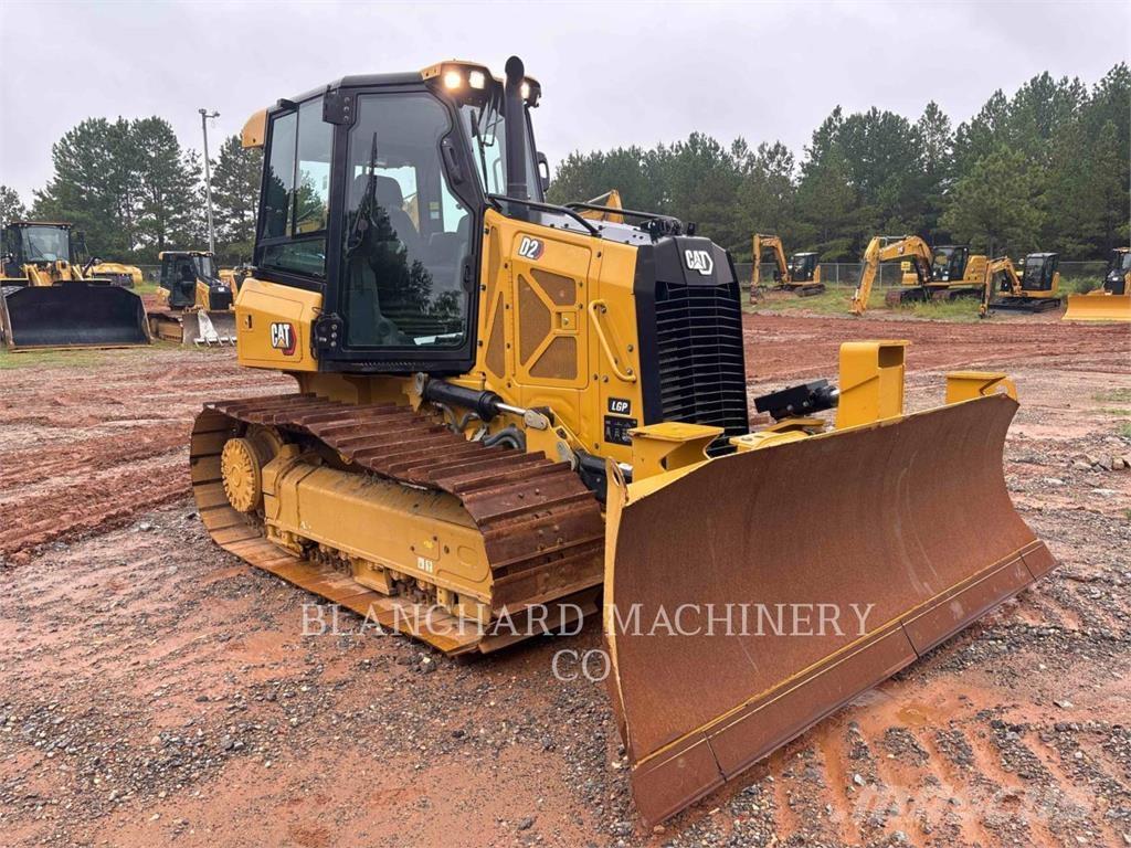 CAT D2 LGP Kāpurķēžu buldozeri