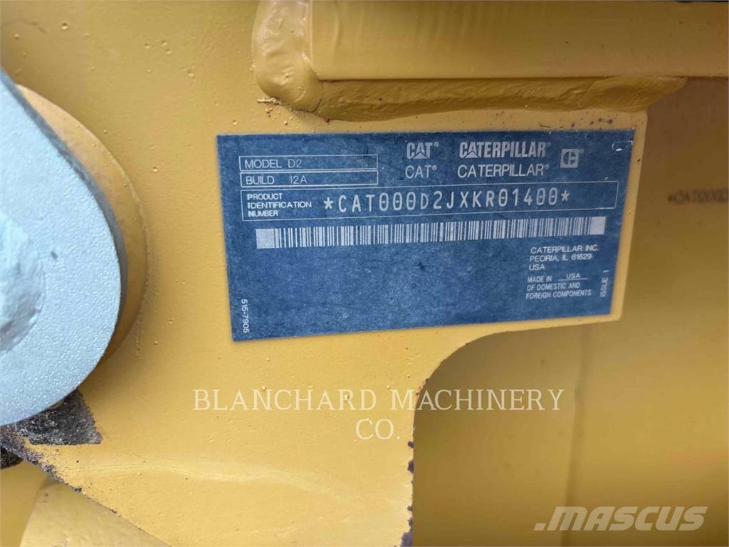 CAT D2 LGP Kāpurķēžu buldozeri