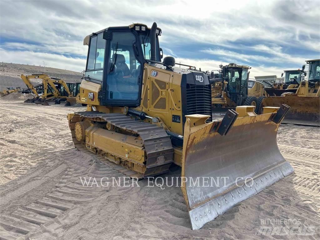 CAT D3 Kāpurķēžu buldozeri