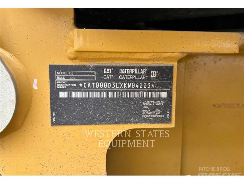 CAT D3 Kāpurķēžu buldozeri