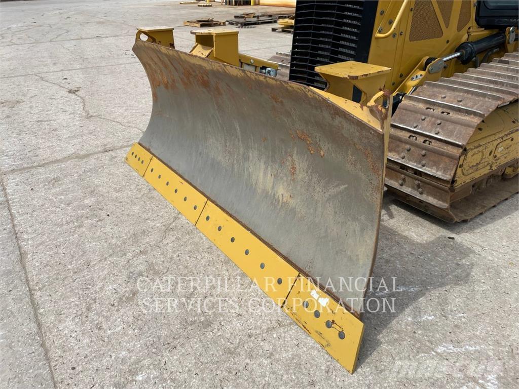 CAT D3 Kāpurķēžu buldozeri