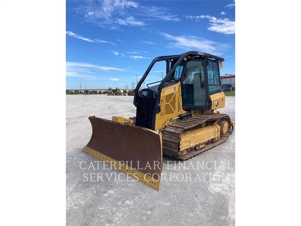 CAT D3-12 Kāpurķēžu buldozeri