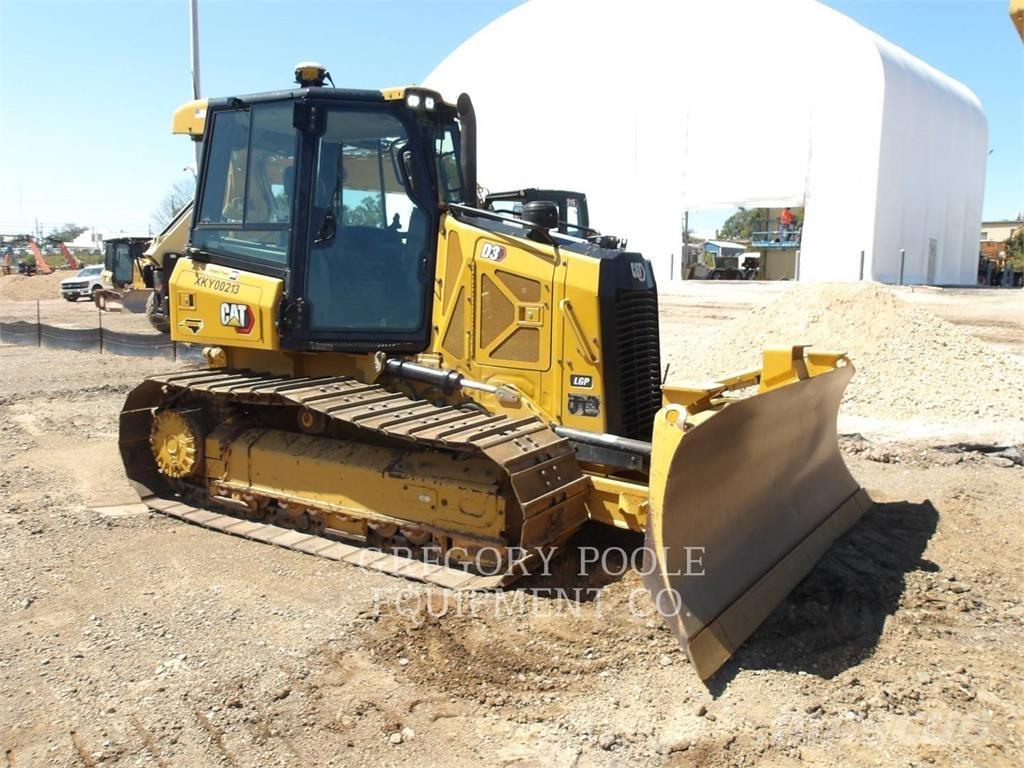 CAT D3-12LGP Kāpurķēžu buldozeri
