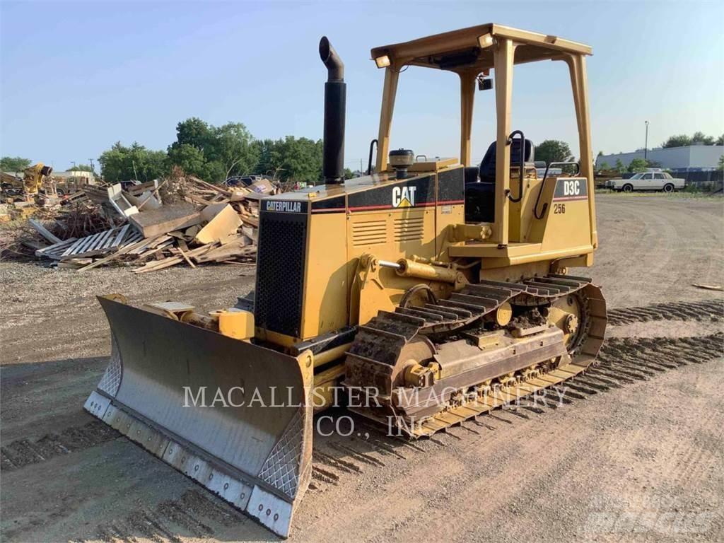 CAT D3CIII Kāpurķēžu buldozeri