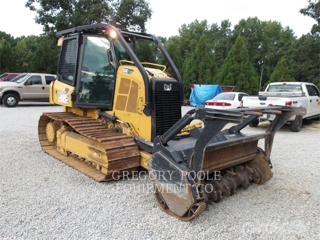 CAT D3K2LGP Kāpurķēžu buldozeri