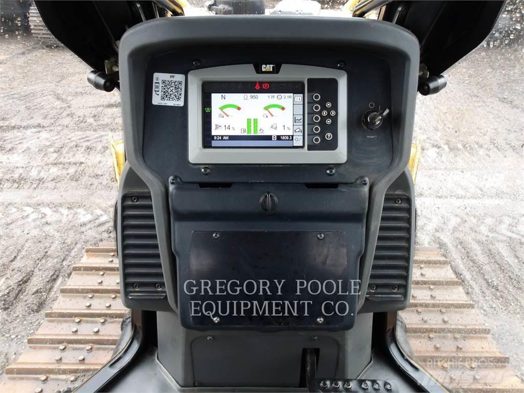 CAT D3K2XL Kāpurķēžu buldozeri