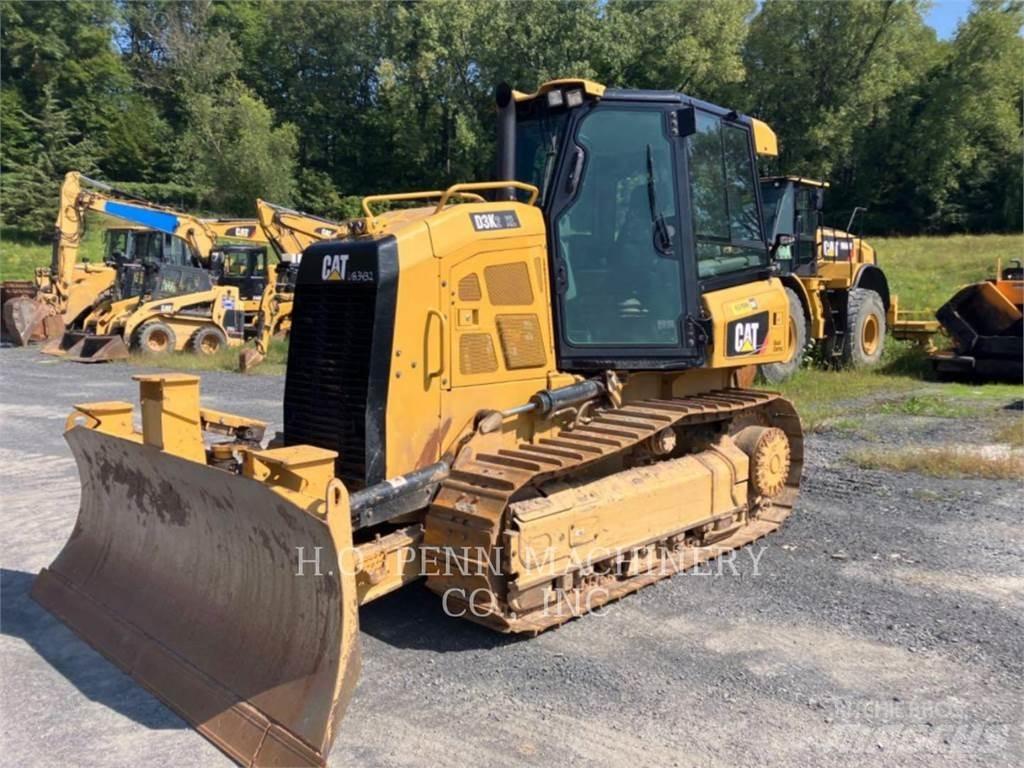 CAT D3K2XL Kāpurķēžu buldozeri