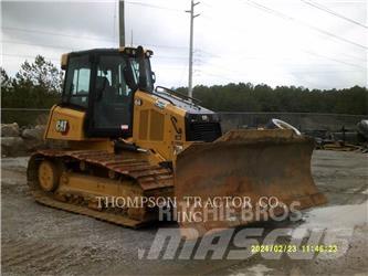 CAT D4 Kāpurķēžu buldozeri