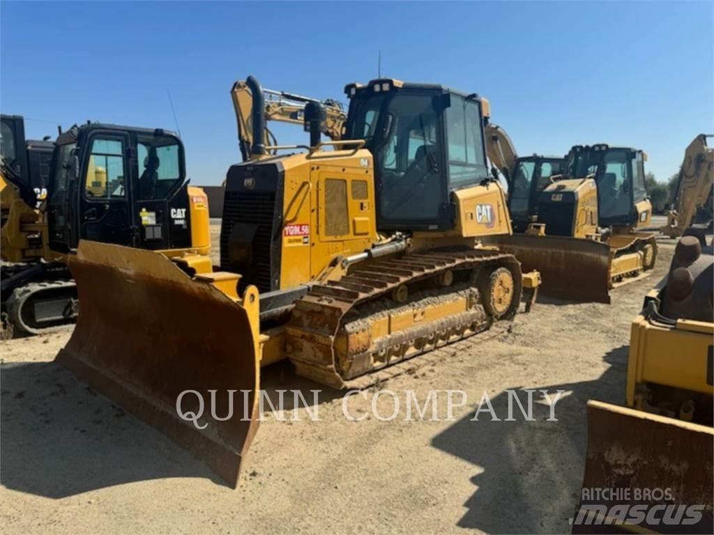 CAT D4 Kāpurķēžu buldozeri