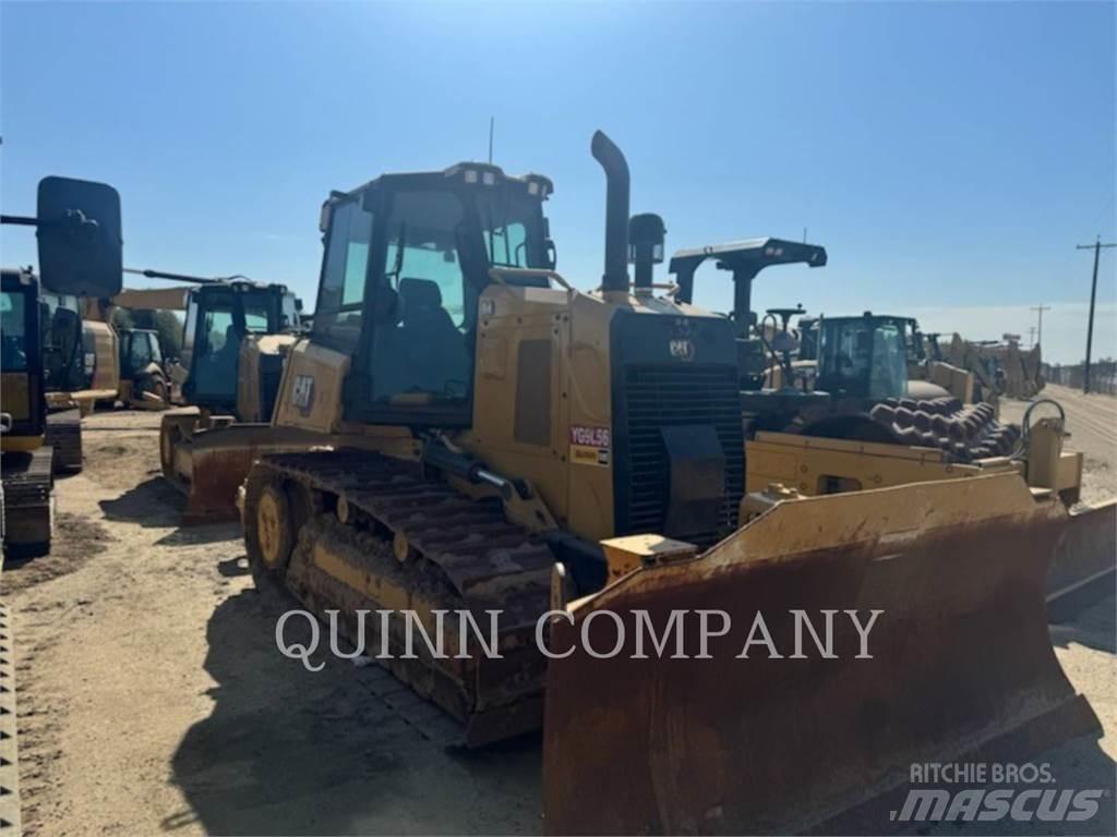 CAT D4 Kāpurķēžu buldozeri