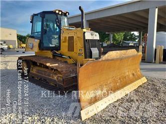 CAT D4 Kāpurķēžu buldozeri