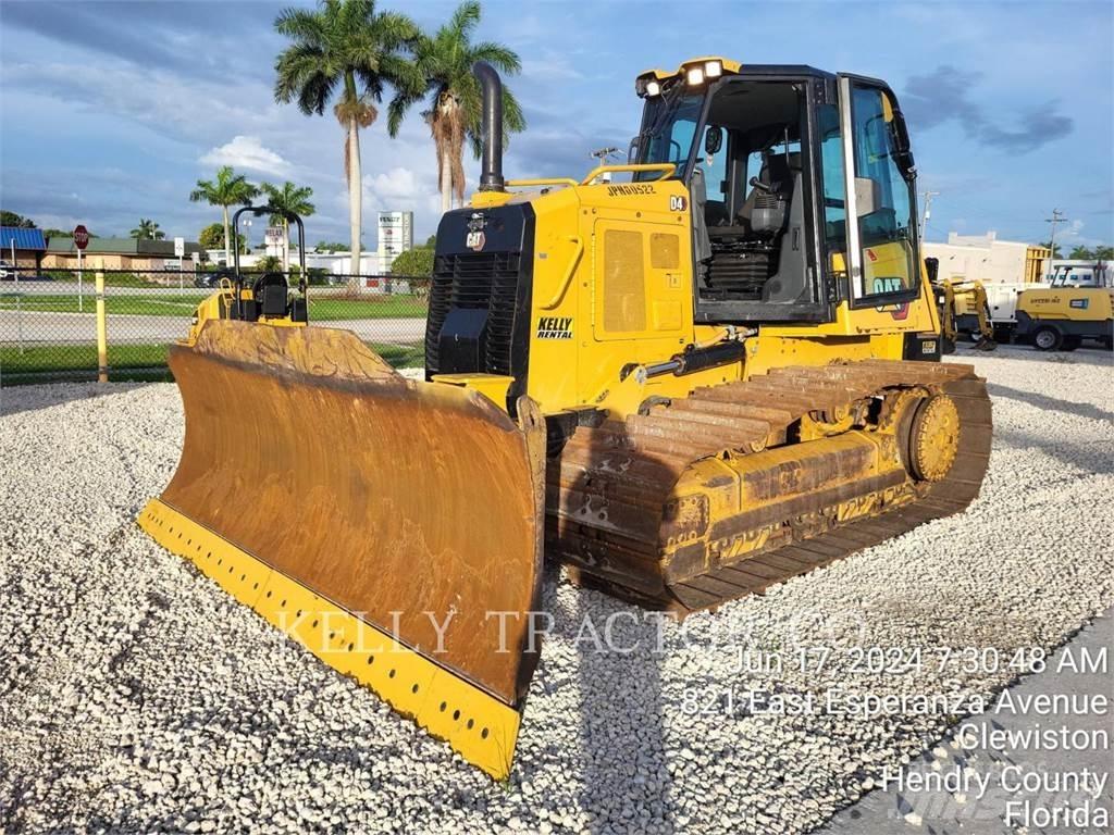 CAT D4 Kāpurķēžu buldozeri
