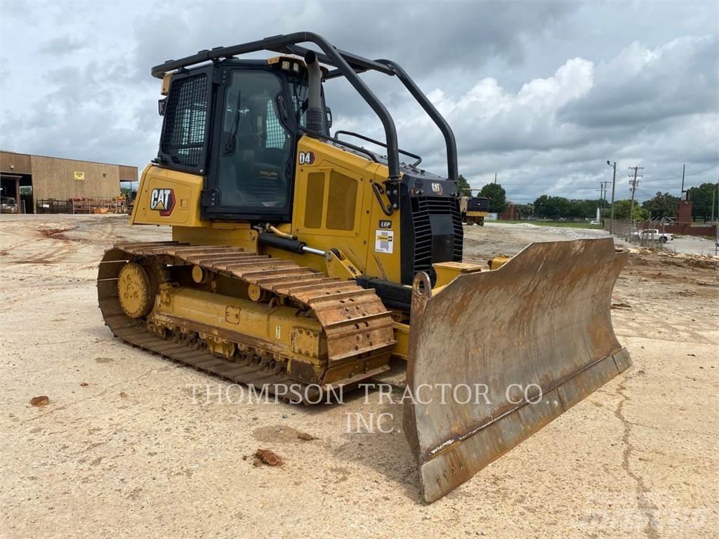 CAT D4 Kāpurķēžu buldozeri