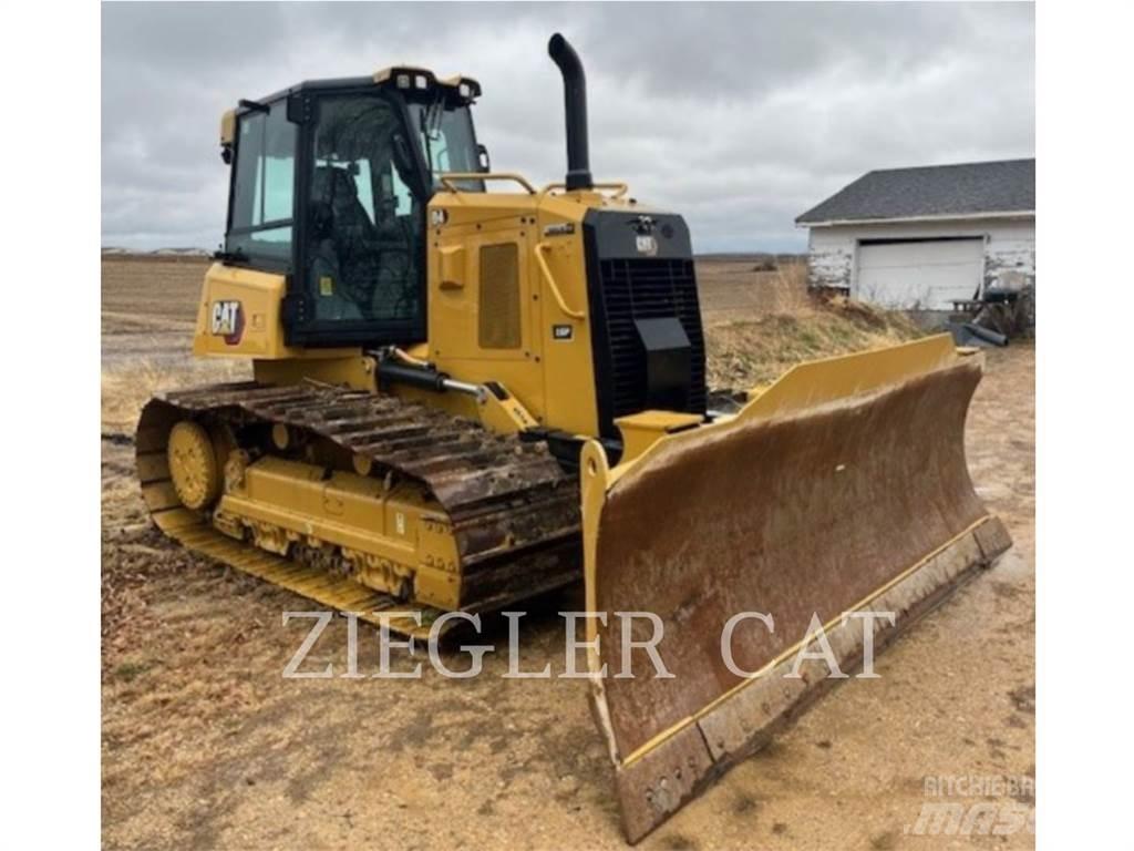 CAT D4 Kāpurķēžu buldozeri