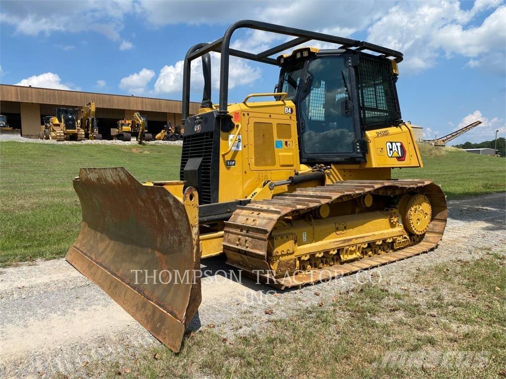 CAT D4 Kāpurķēžu buldozeri