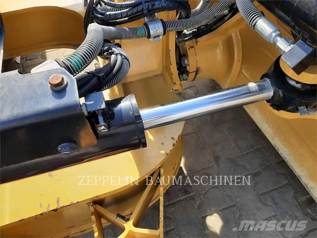 CAT D4-16A Kāpurķēžu buldozeri