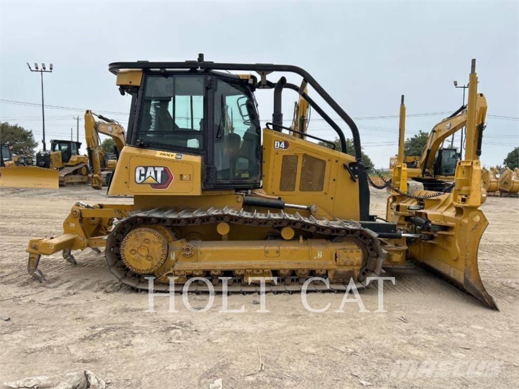 CAT D4 CAB3 Kāpurķēžu buldozeri