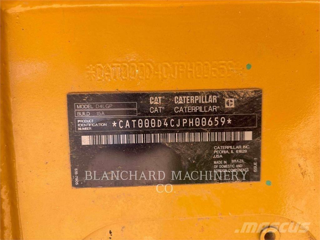 CAT D4 LGP Kāpurķēžu buldozeri