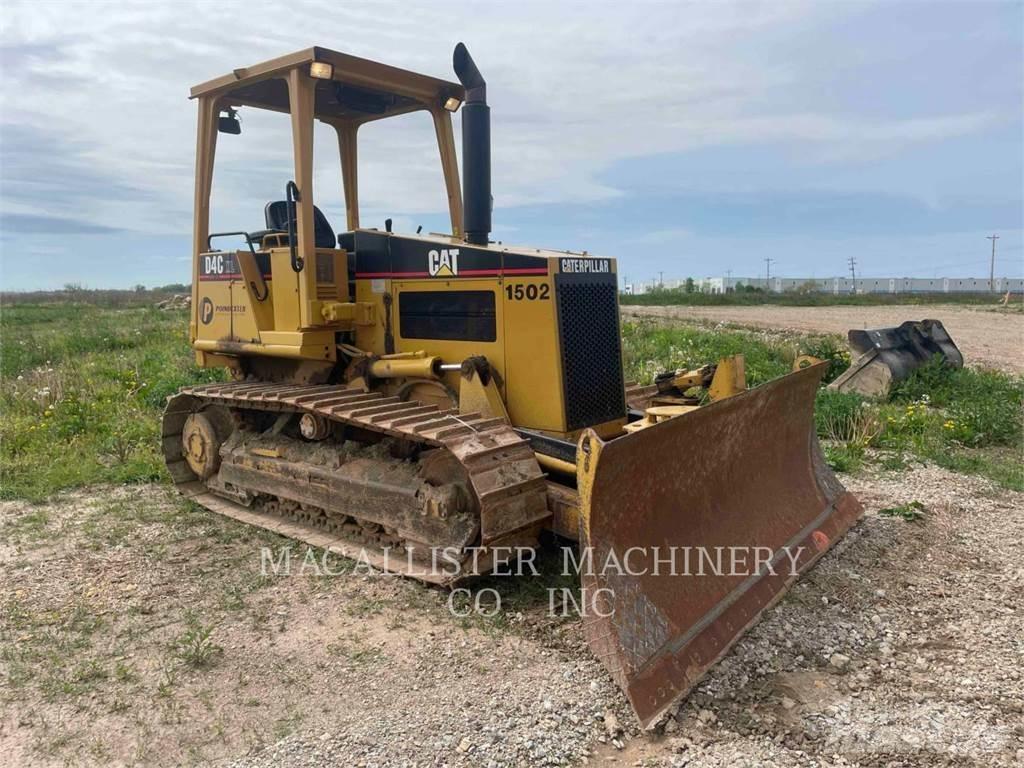 CAT D4C Kāpurķēžu buldozeri