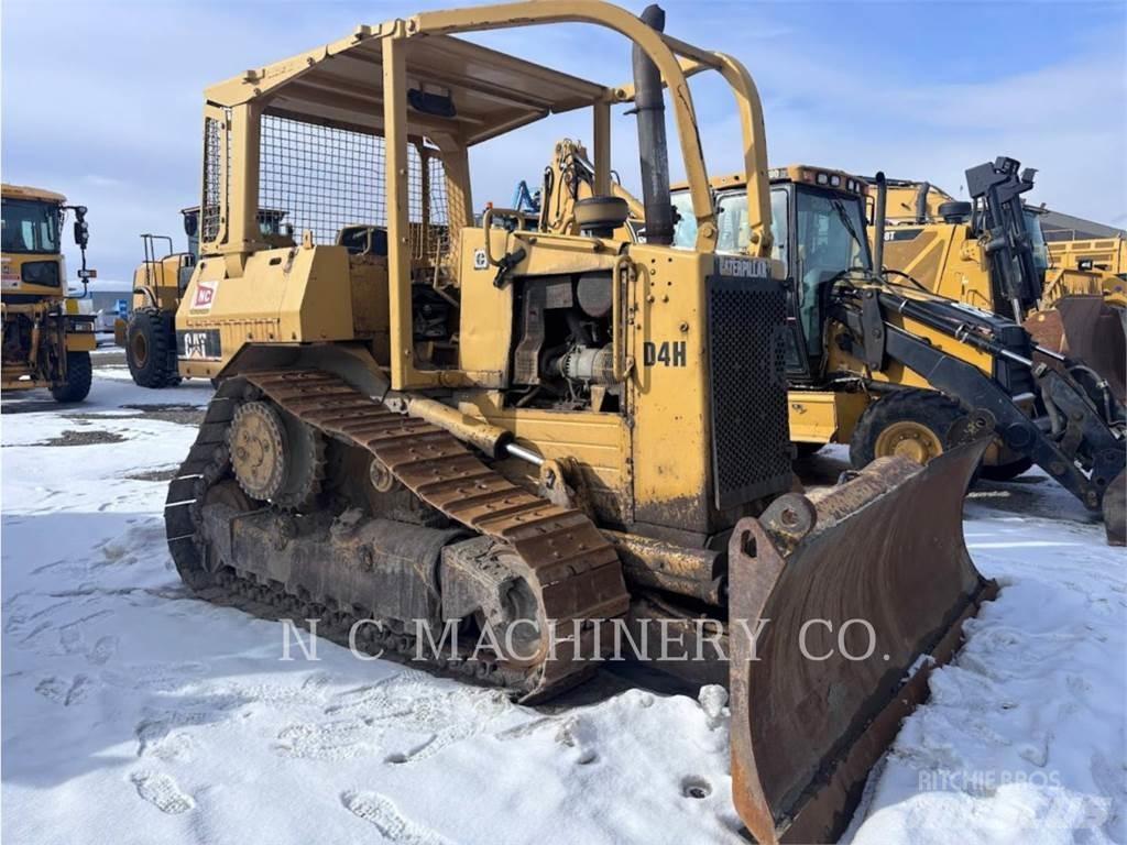 CAT D4H Kāpurķēžu buldozeri