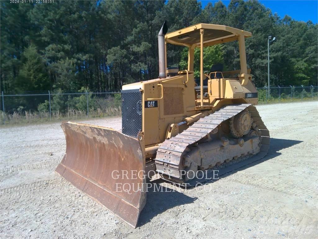 CAT D4HIIIXL Kāpurķēžu buldozeri