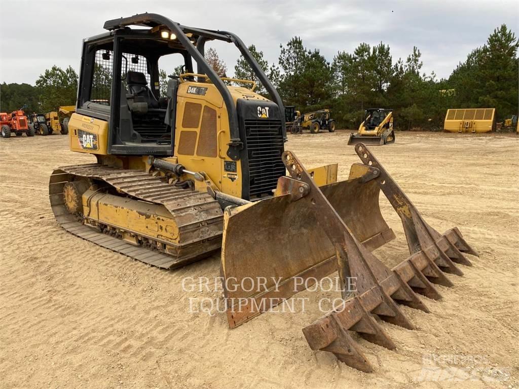 CAT D4K2LGP Kāpurķēžu buldozeri
