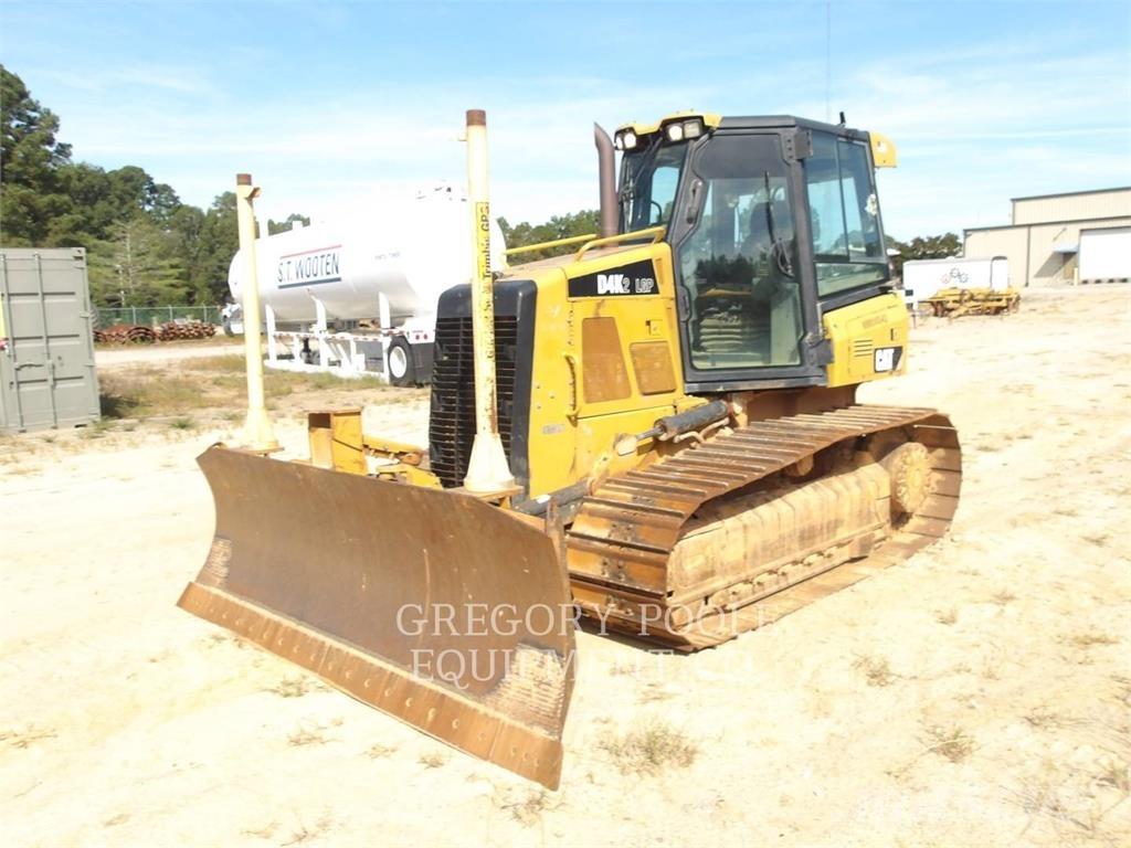 CAT D4K2LGP Kāpurķēžu buldozeri