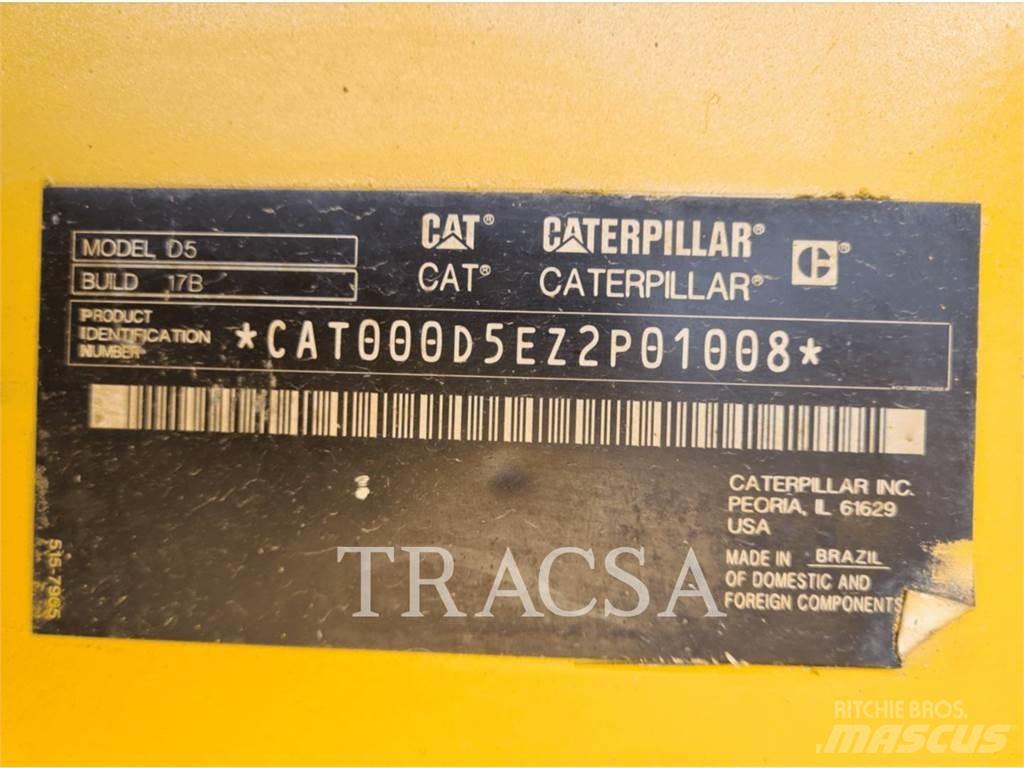 CAT D5 Kāpurķēžu buldozeri