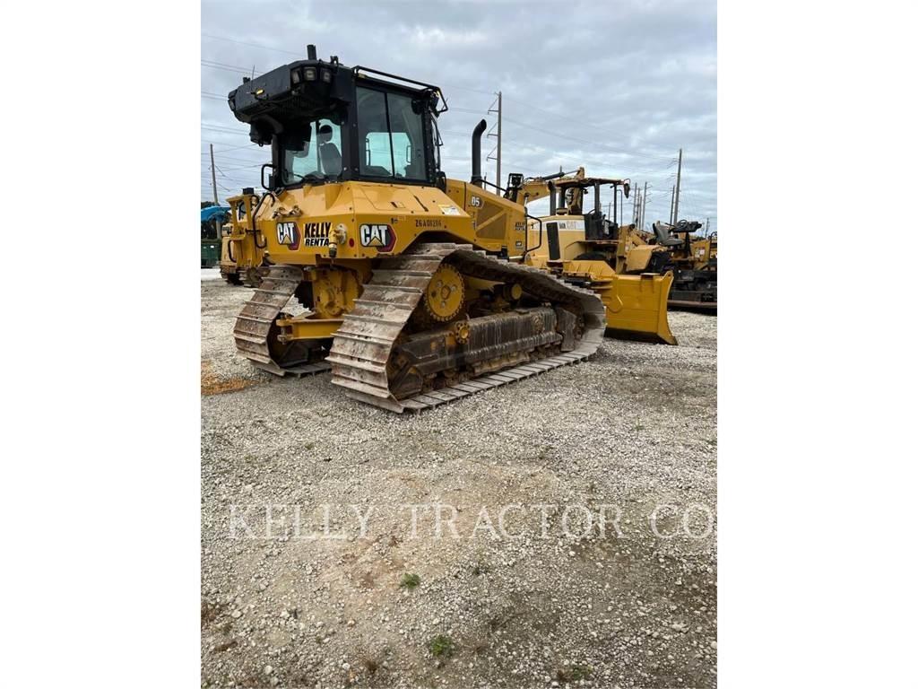 CAT D5 Kāpurķēžu buldozeri