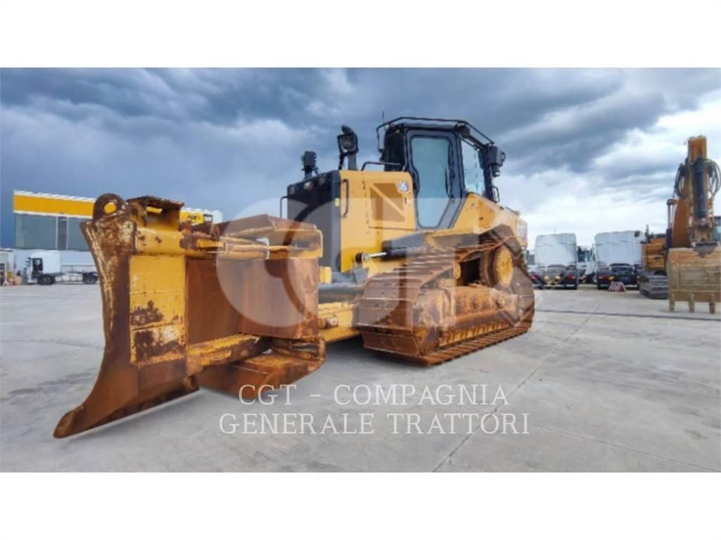 CAT D5 Kāpurķēžu buldozeri