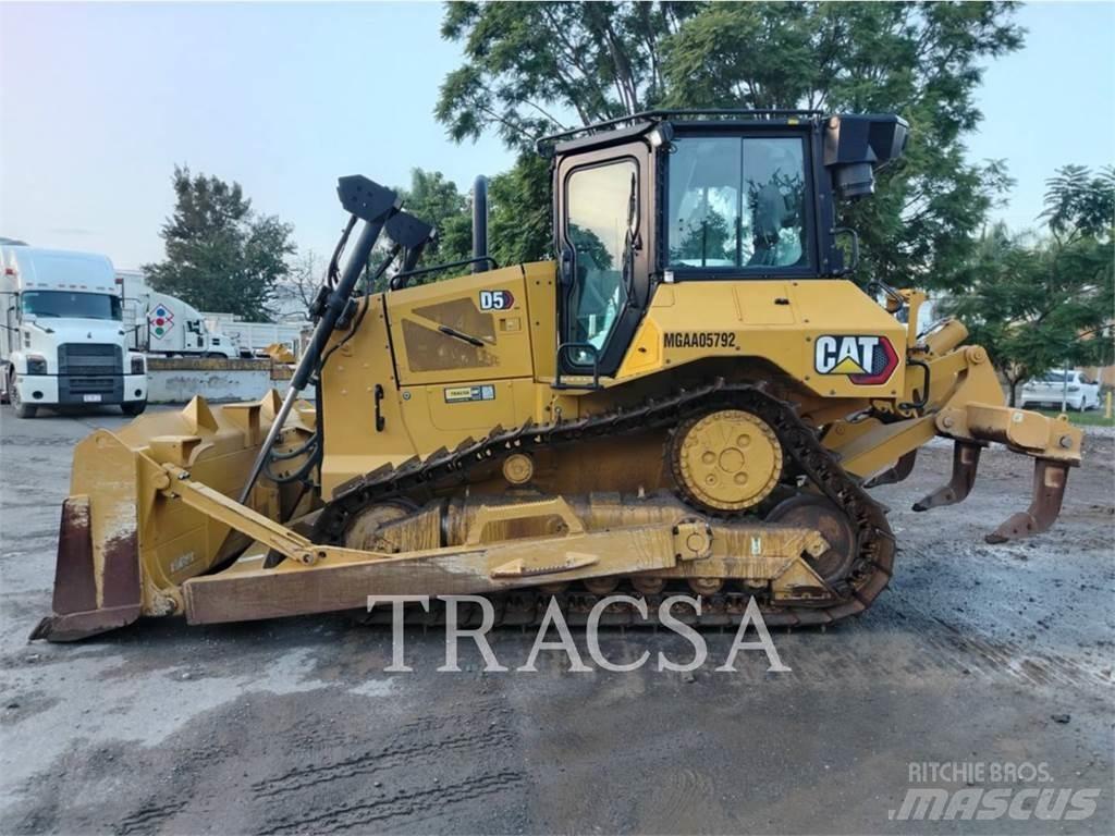 CAT D5 Kāpurķēžu buldozeri