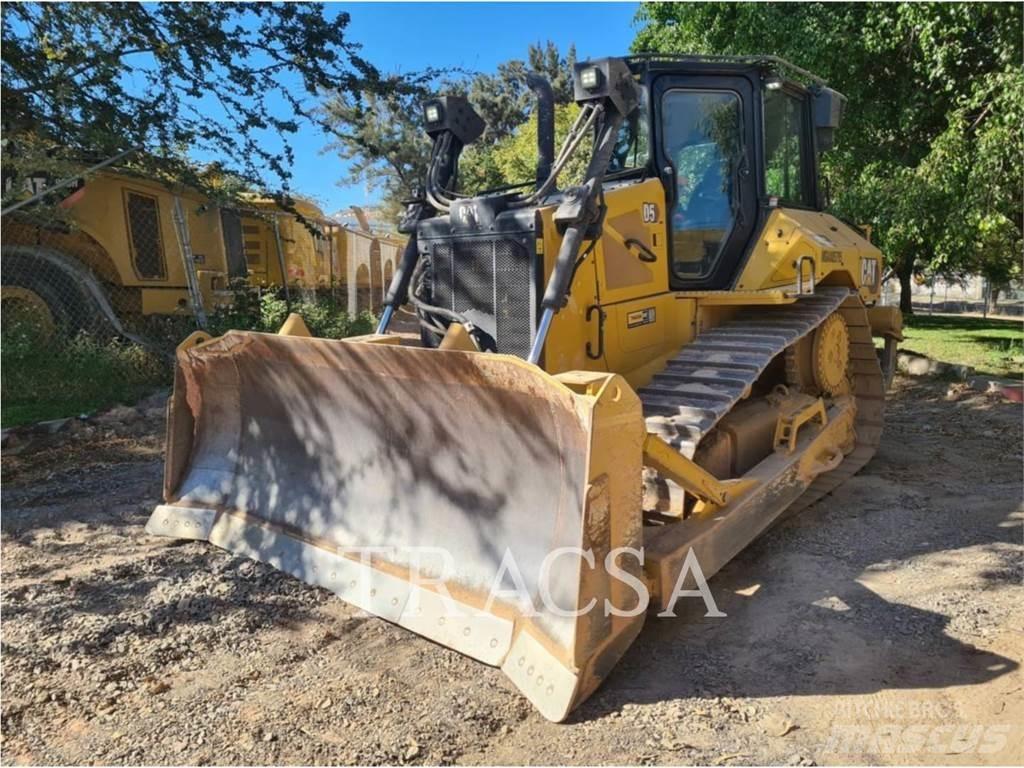 CAT D5 Kāpurķēžu buldozeri