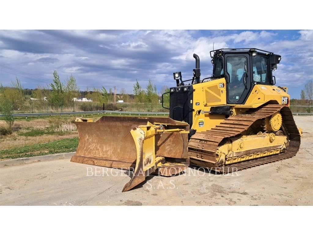 CAT D5 Kāpurķēžu buldozeri