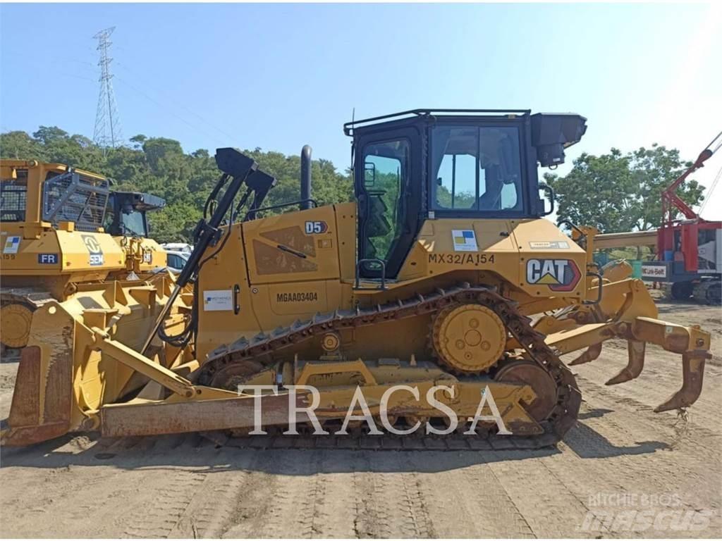 CAT D5 Kāpurķēžu buldozeri