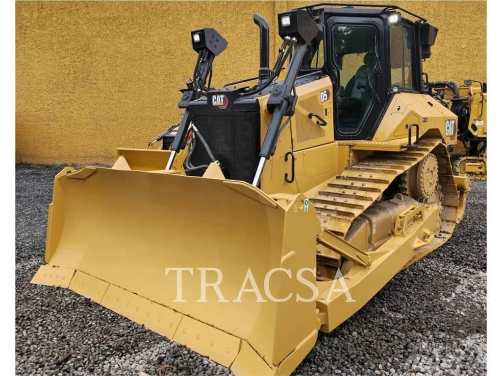 CAT D5 Kāpurķēžu buldozeri