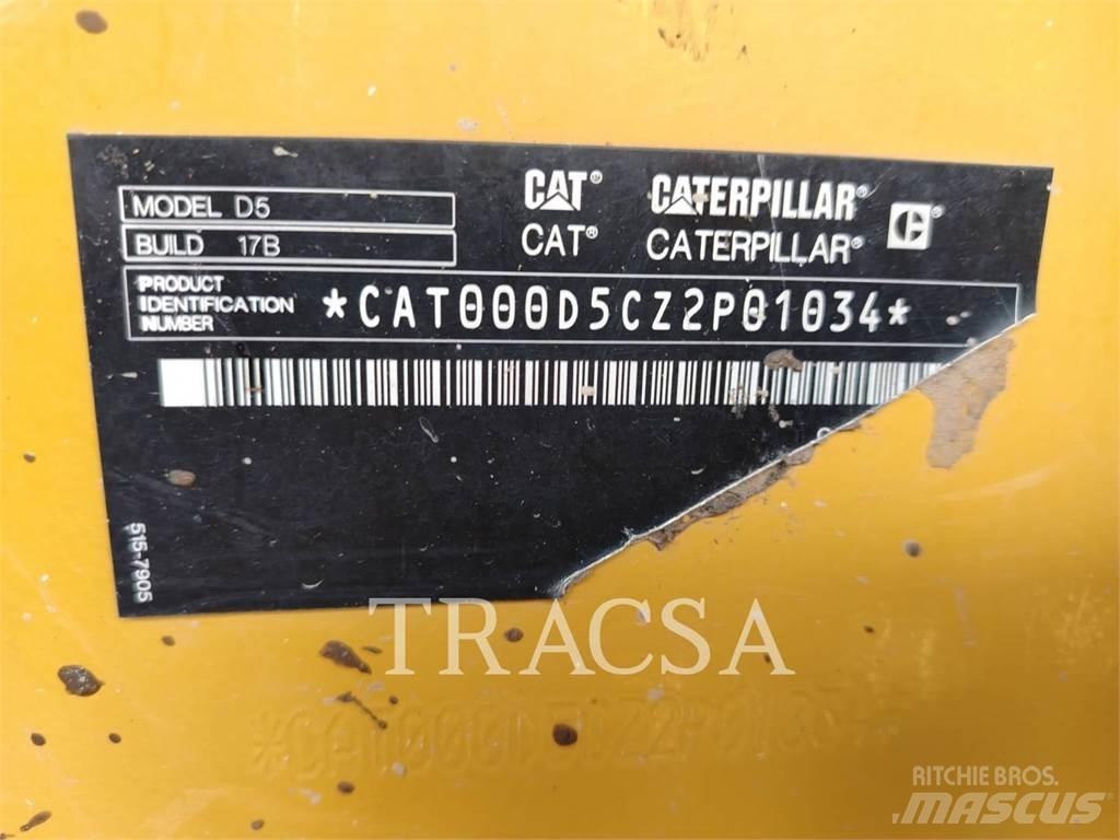 CAT D5 Kāpurķēžu buldozeri