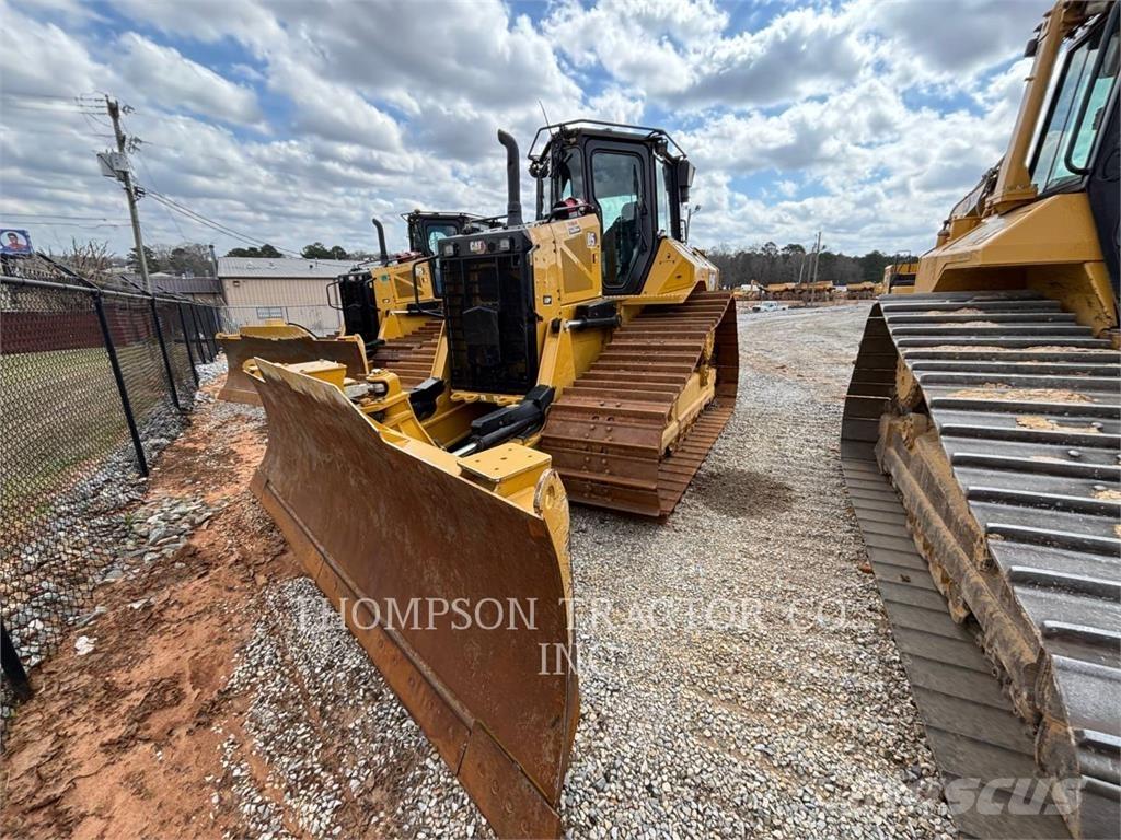 CAT D5 Kāpurķēžu buldozeri