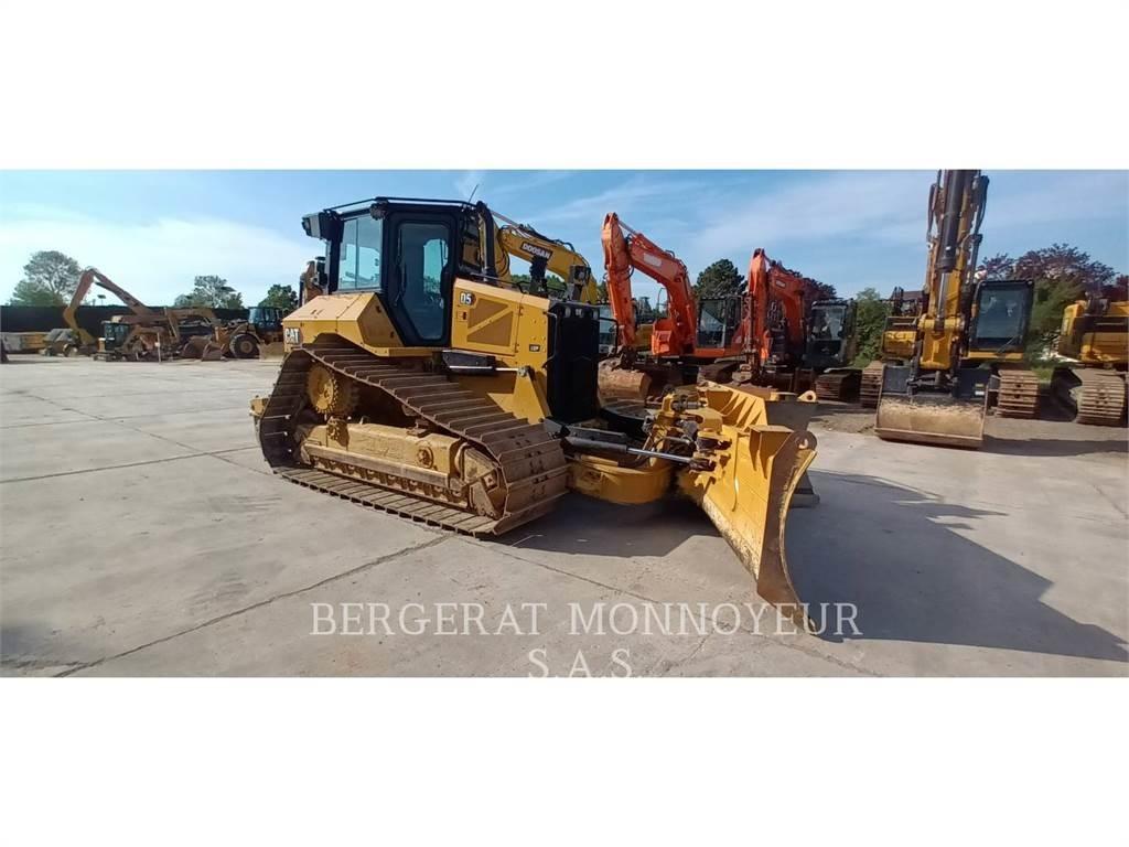 CAT D5 Kāpurķēžu buldozeri