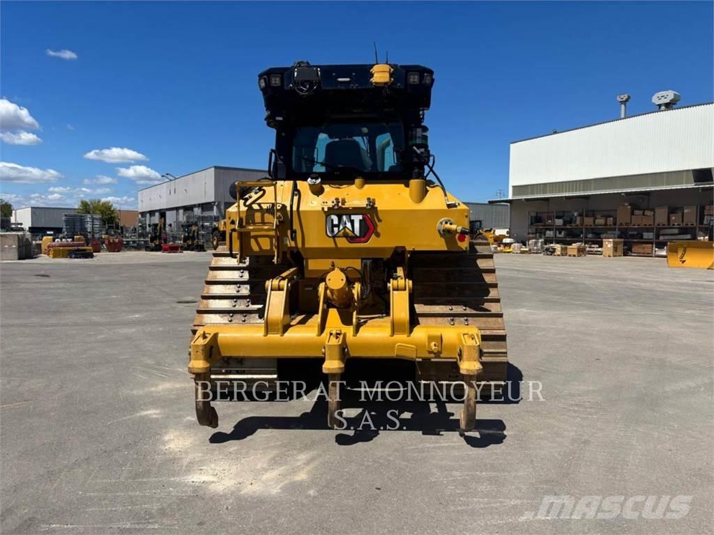 CAT D5 Kāpurķēžu buldozeri
