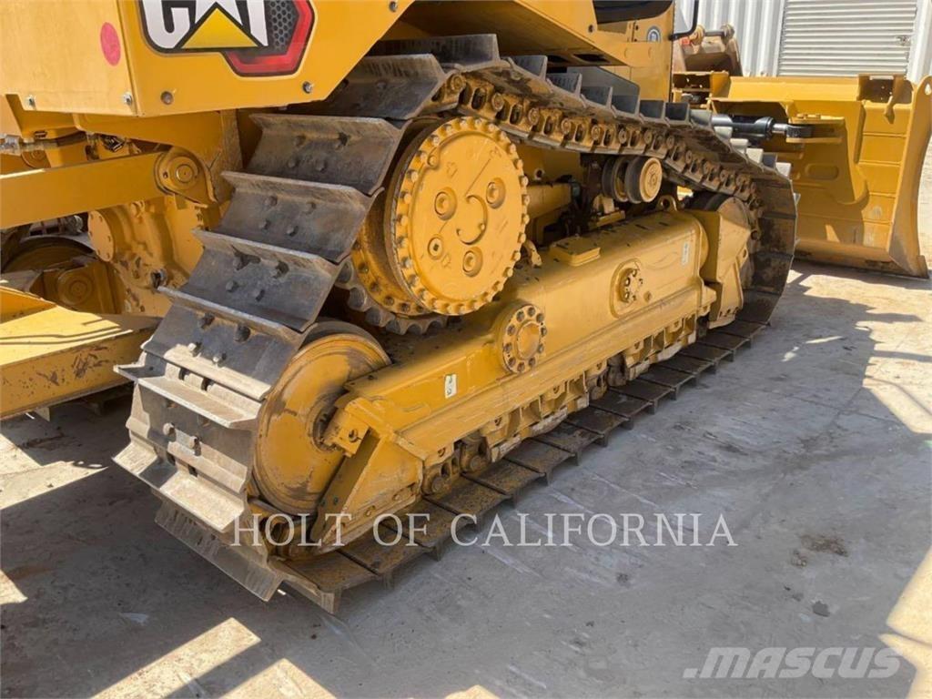 CAT D5 Kāpurķēžu buldozeri