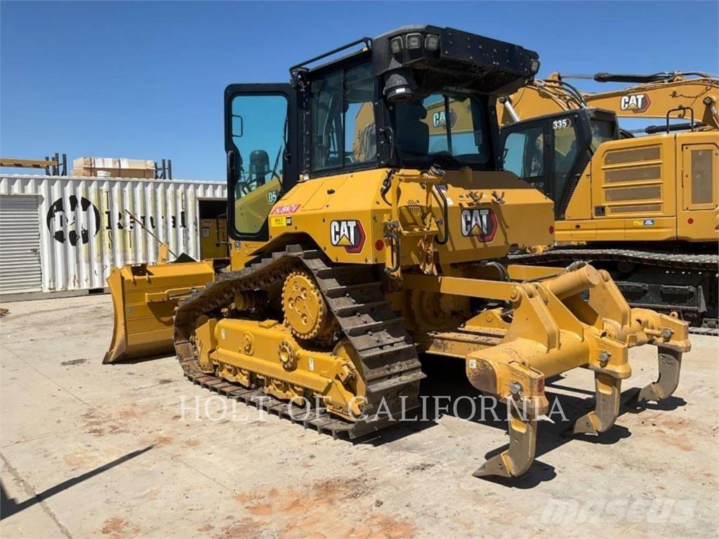 CAT D5 Kāpurķēžu buldozeri