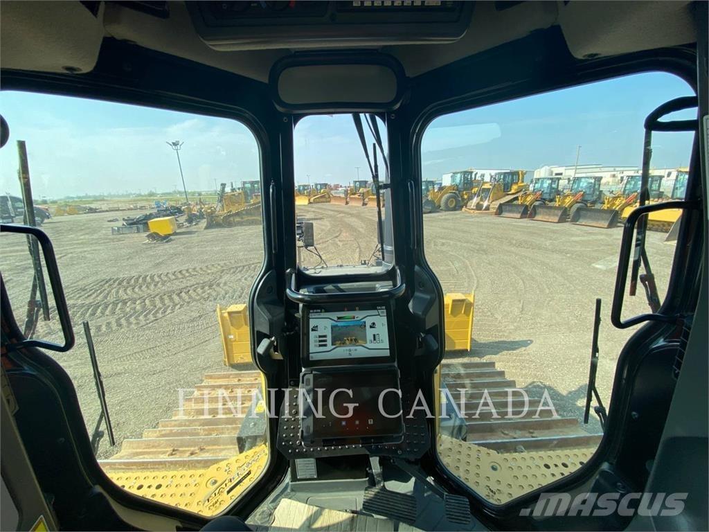 CAT D5 Kāpurķēžu buldozeri
