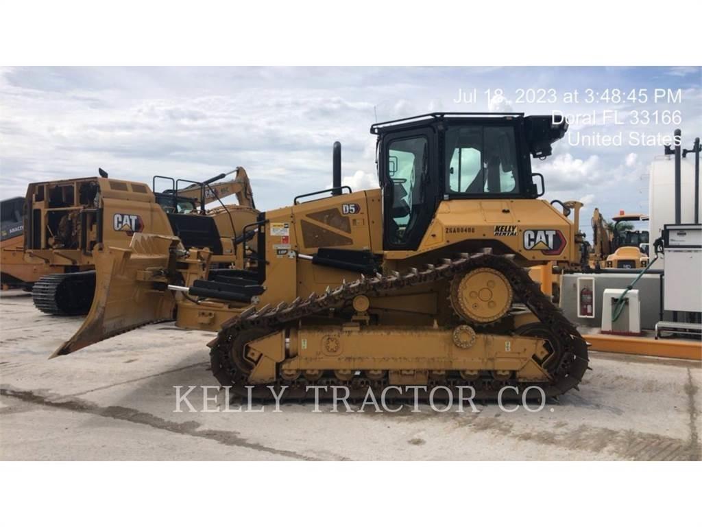 CAT D5 Kāpurķēžu buldozeri