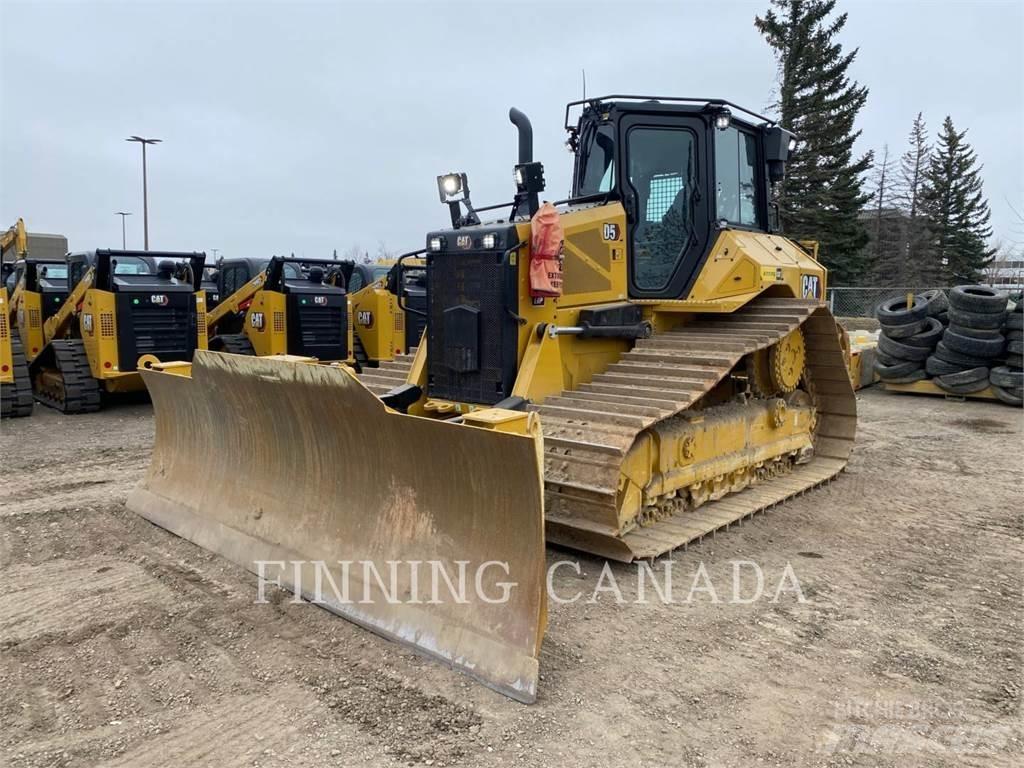 CAT D5-17 Kāpurķēžu buldozeri